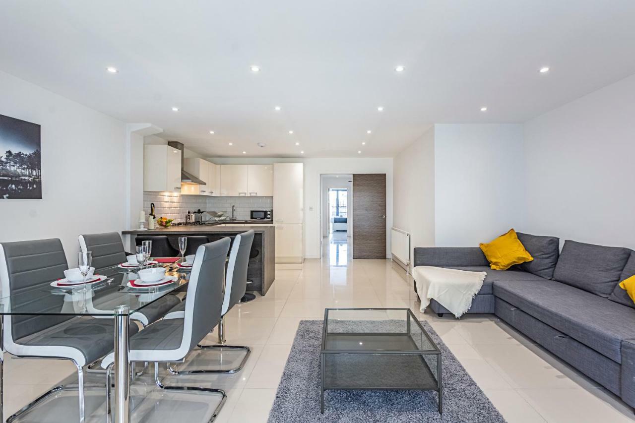 Modern Apartment Canary Wharf Londra Exterior foto