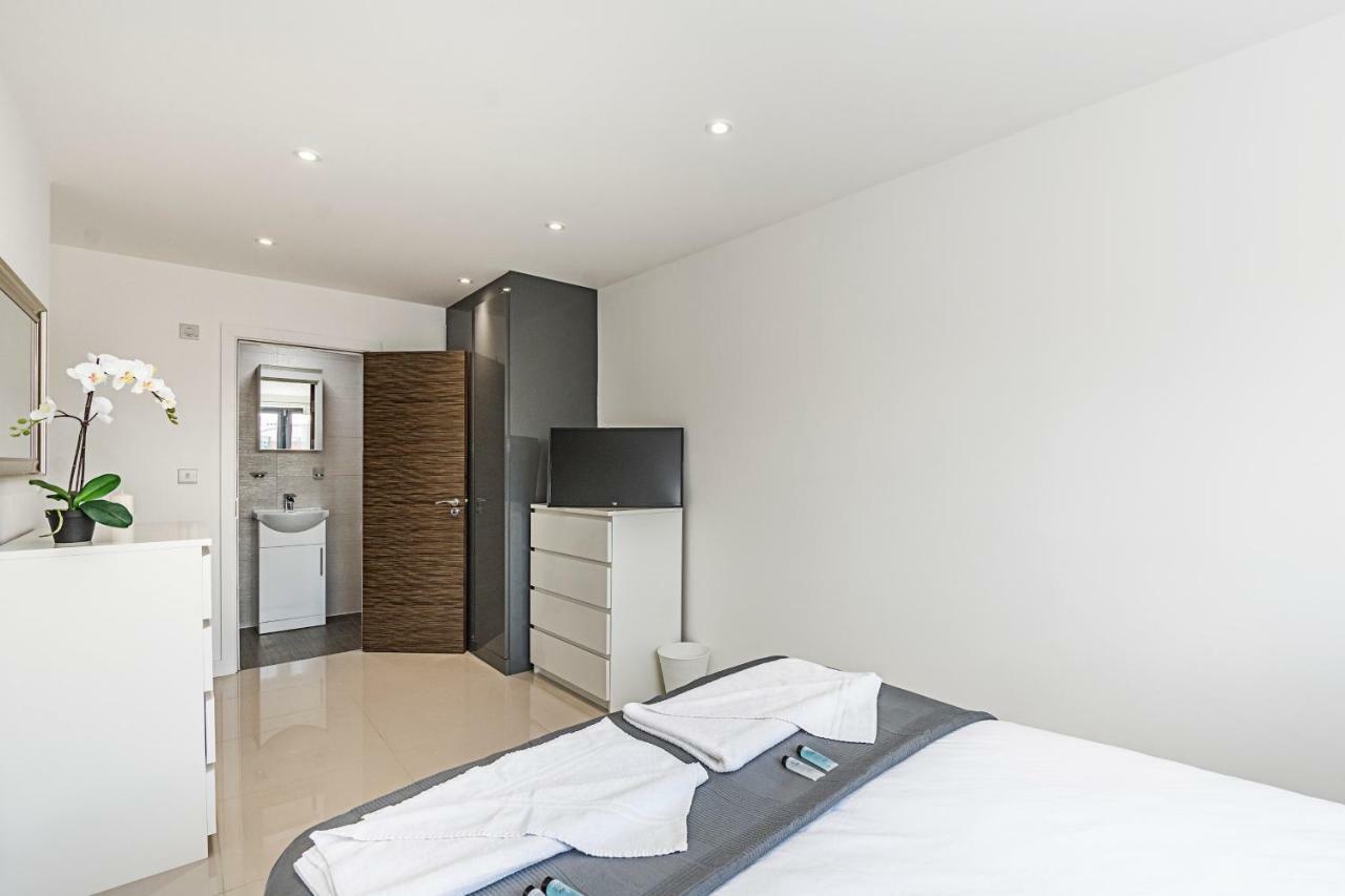 Modern Apartment Canary Wharf Londra Exterior foto
