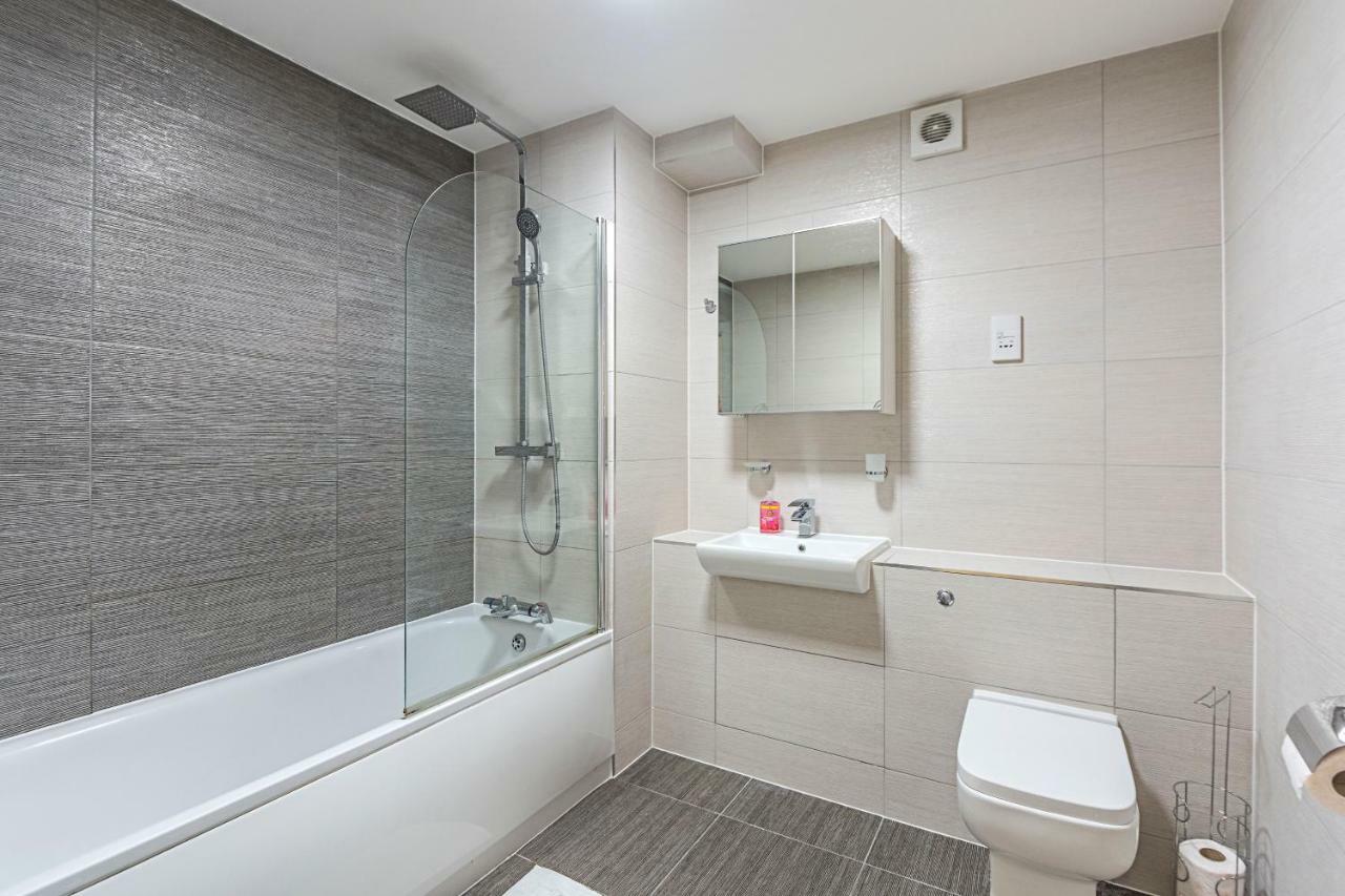 Modern Apartment Canary Wharf Londra Exterior foto